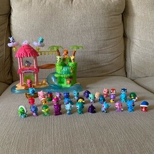 Hatchimals Colorful Playset with Mini Figures Lot INCLUDES 40 Characters
